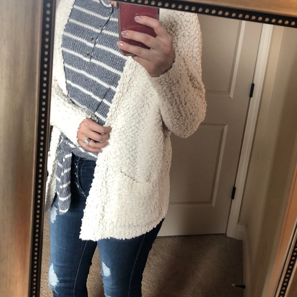 White popcorn cardigan